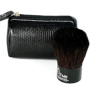 Makeover Essentials ME Kabuki Makeup Brush w/ Case